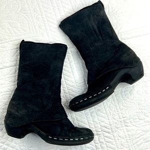Merrell •9• LUX Zip Black Distressed Thick Suede Edgy Boot